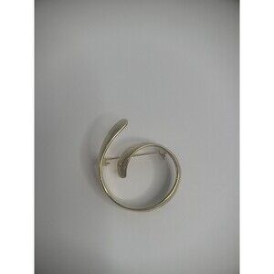Vintage Gold Tone Swirl Brooch Pin Womens Jewelry Costume